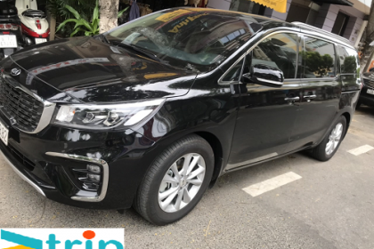 Thuê xe Kia Sedona Đà Nẵng đi Chu Lai giá rẻ