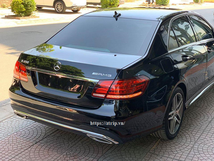 Mercedes-benz-e250-%20cho-thue-da-nang%20(4)