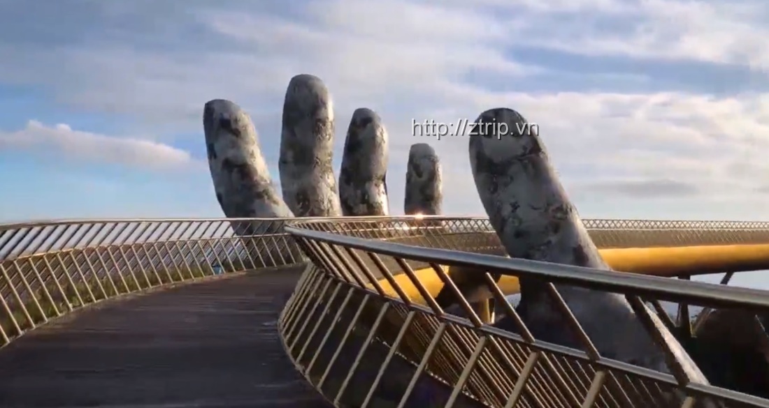 Cây cầu vàng Bà Nà Hills