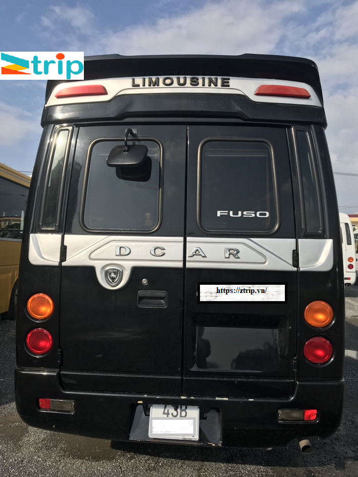 bang-gia-thue-xe-limousine-17-cho-da-nang%20(2).