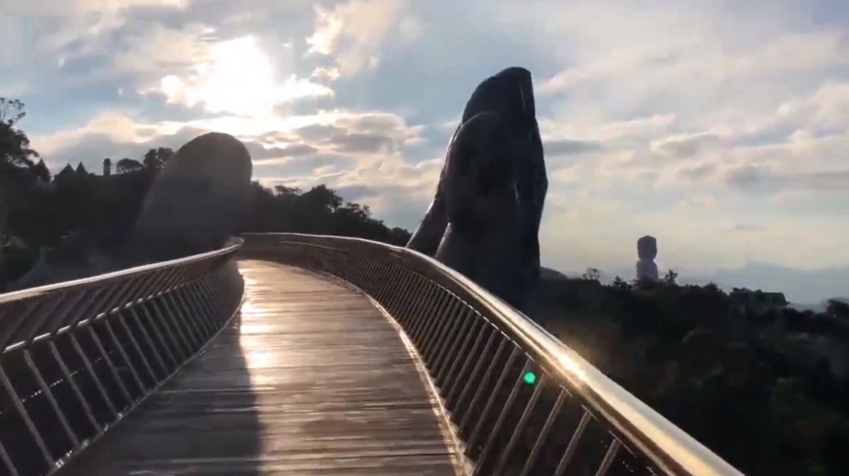 Tour trong ngày đến Bà Nà hill và cây cầu vàng