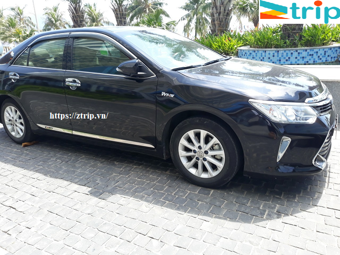 cho-thue-xe-camry-2%20(2)