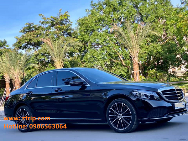 cho-thue-xe-mercedes-benz-c200-gia-re-tai-da-nang-(2)