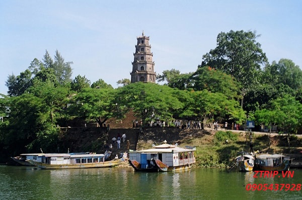 chua-thien-mu-tour-tham quan-hue-city-khoi-hanh-tu-da-nang