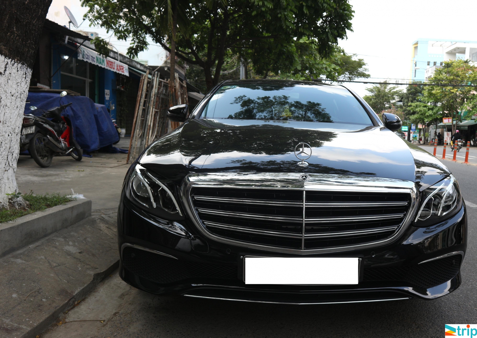 thue-xe-mercedes-e200-cao-cap-uy-tin-hang-dau-tai-da-nang