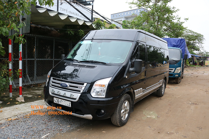 thue-xe-dcar-limousine-9-cho-da-nang-(4).