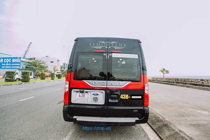 thue-xe-dcar-limousine-vip-nhat-da-nang-hoi-an-hue%20(5)