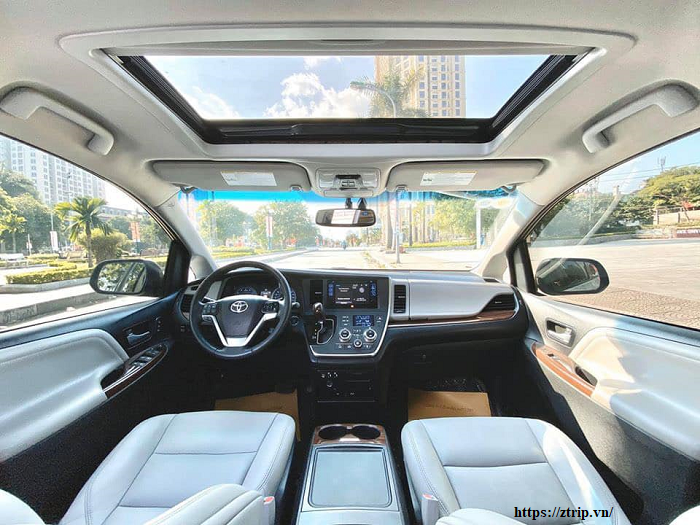 thue-xe-toyota-Sienna-da-nang%20(4)