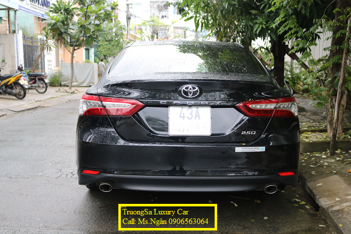 toyota-camry-ch-thue-so-luong-lon-tai-da-nang%20(2)