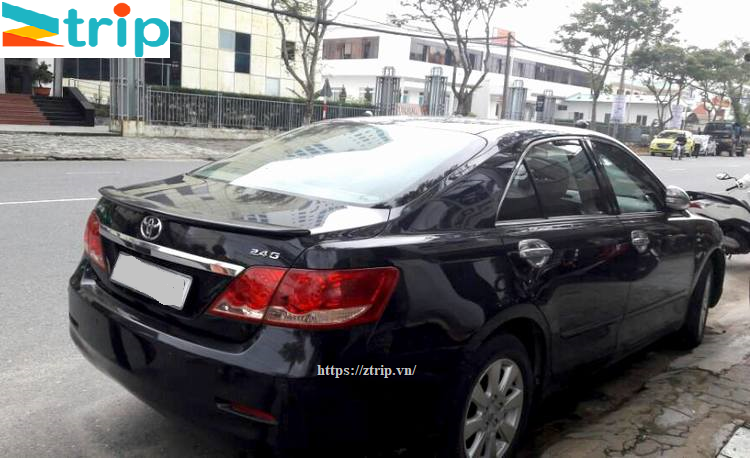 xe-toyota-camry-cho-thue-dai-han%20(3)