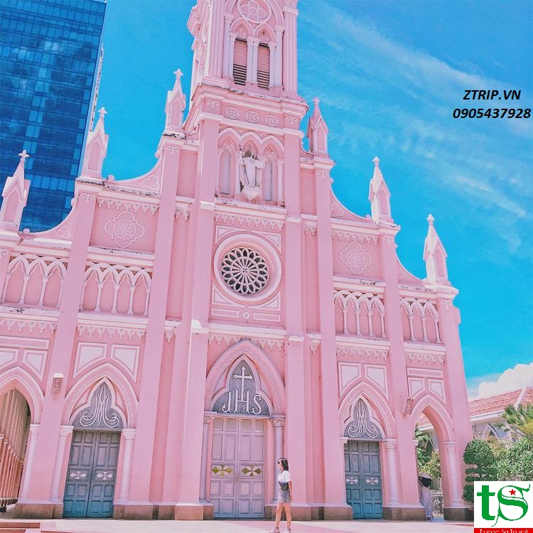Nhà Thờ Con Gà - Đà Nẵng City Tour