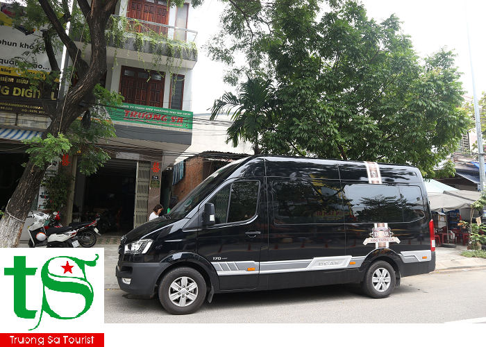Thuê xe VIP Huyndai Solati Limousine 12 chỗ tại Đà Nẵng Thuê xe VIP Huyndai Solati Limousine 12 chỗ tại Đà Nẵng
