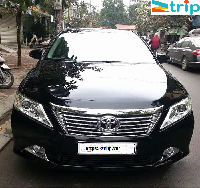 Thuê xe Toyota Camry 2.5Q giá rẻ tại Đà Nẵng Thuê xe Toyota Camry 2.5Q giá rẻ tại Đà Nẵng