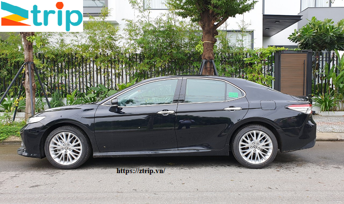 Xe toyota Camry đón tiễn sân bay Đà Nẵng giá rẻ Xe toyota Camry đón tiễn sân bay Đà Nẵng giá rẻ