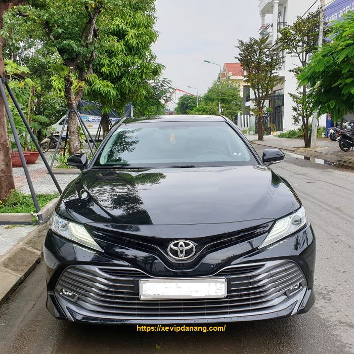 Thuê xe hạng sang đón tiễn sân bay Huế Thuê xe hạng sang đón tiễn sân bay Huế