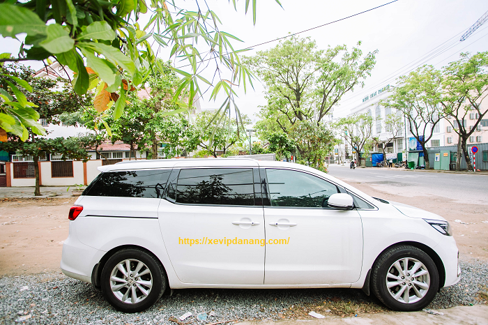 Thuê xe Kia Sedona 7 chỗ tại Hội An Thuê xe Kia Sedona 7 chỗ tại Hội An