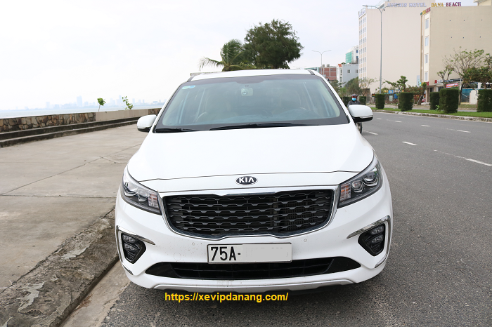 Cho thuê xe Kia Sedona giá rẻ tại Huế Cho thuê xe Kia Sedona giá rẻ tại Huế