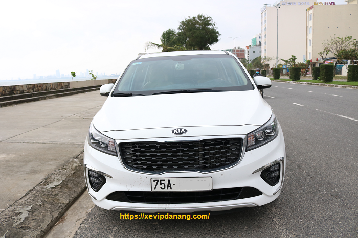 Cho thuê xe Kia Sedona giá rẻ tại Huế